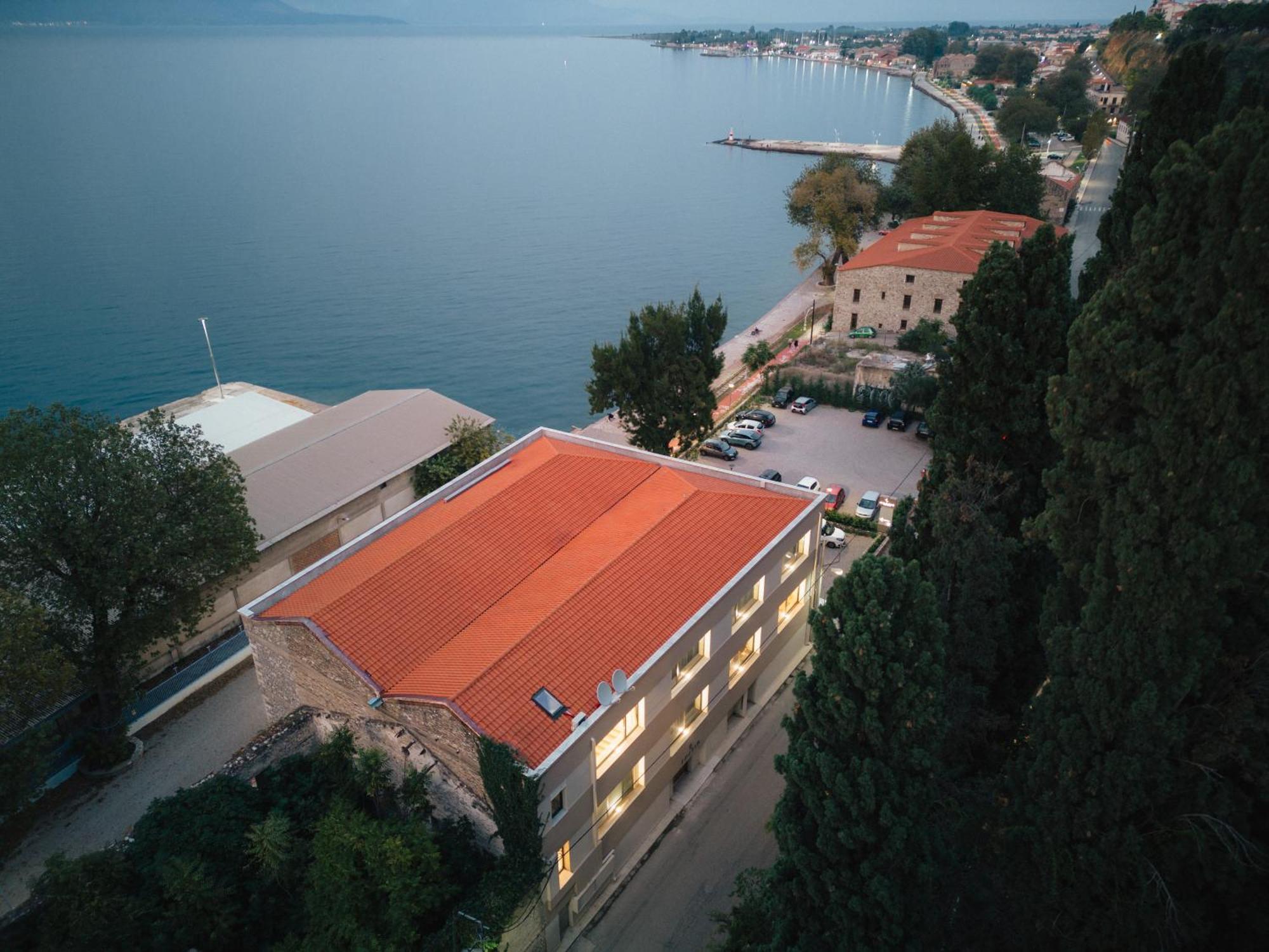 Amario Suites Hotel Aígion Luaran gambar