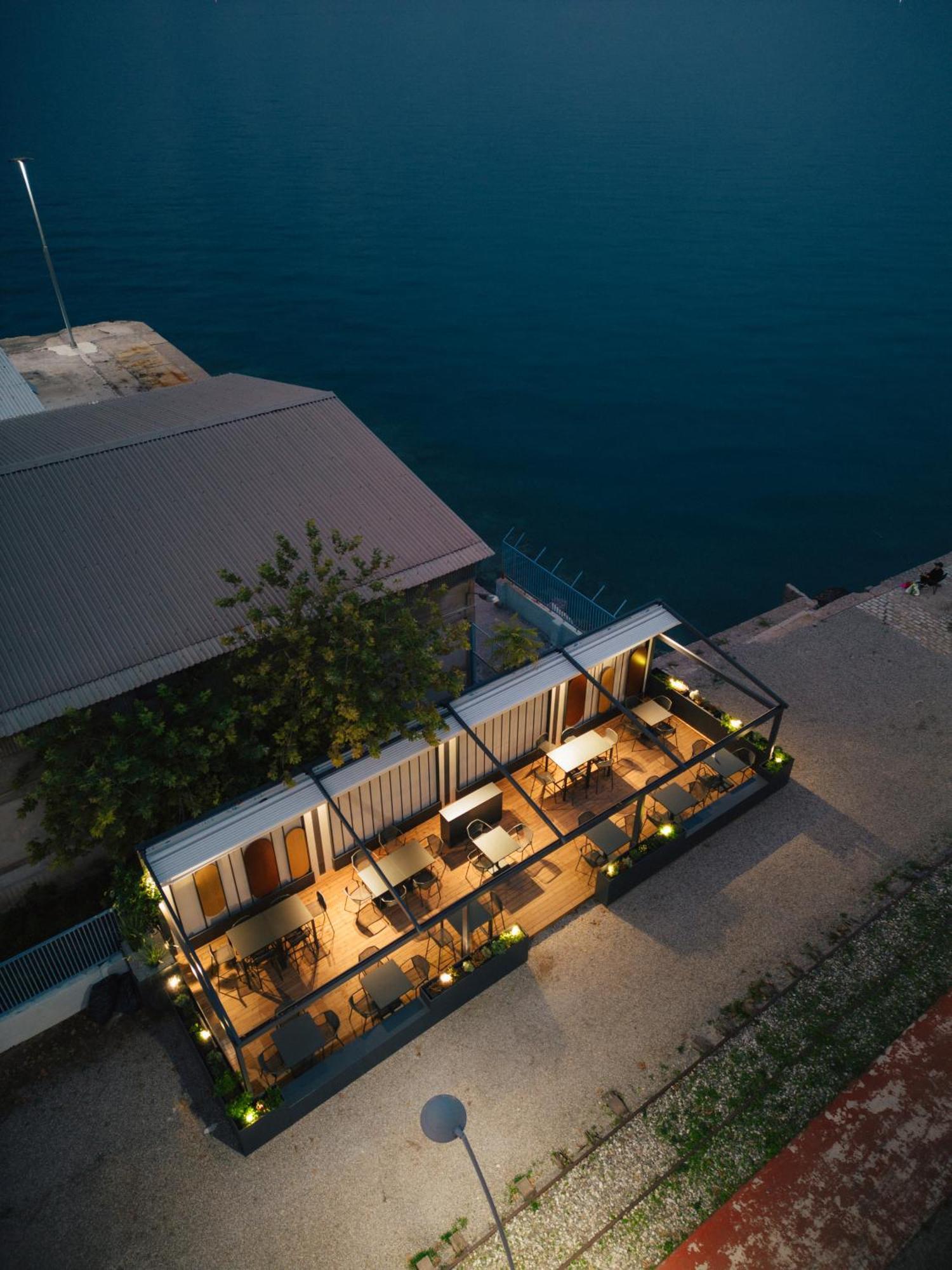 Amario Suites Hotel Aígion Luaran gambar